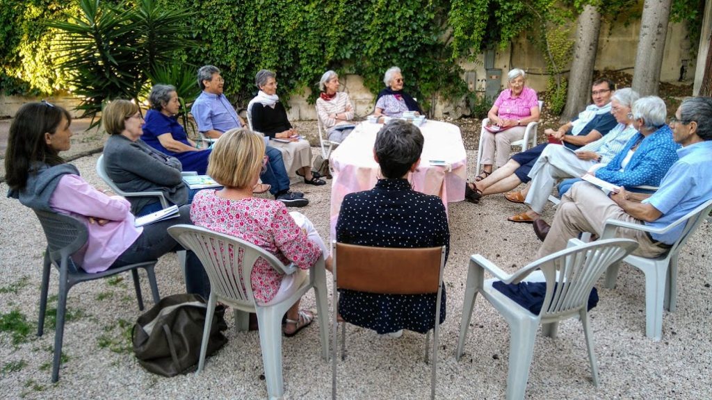 Service aux paroisses, diocèses et mouvements 1