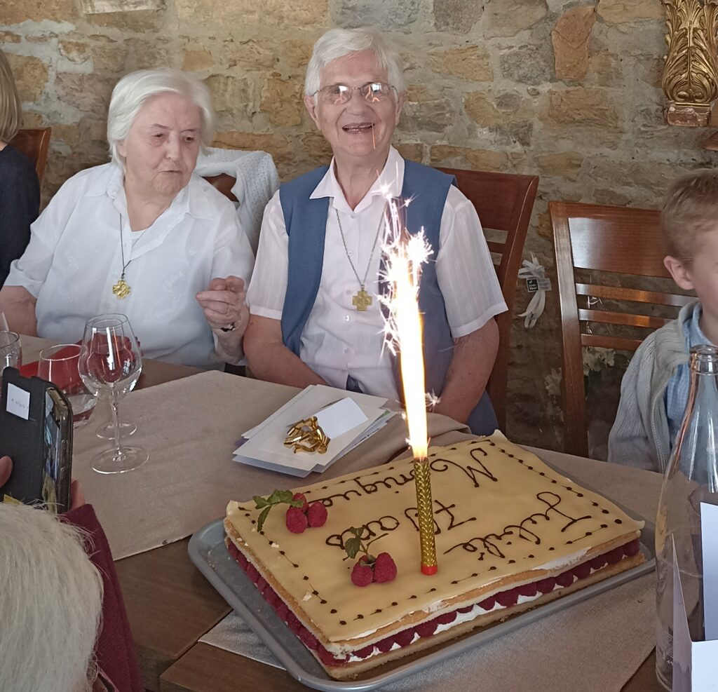 Jubilé de Sœur Monique Sautereau et sœur Ghislaine Côté !