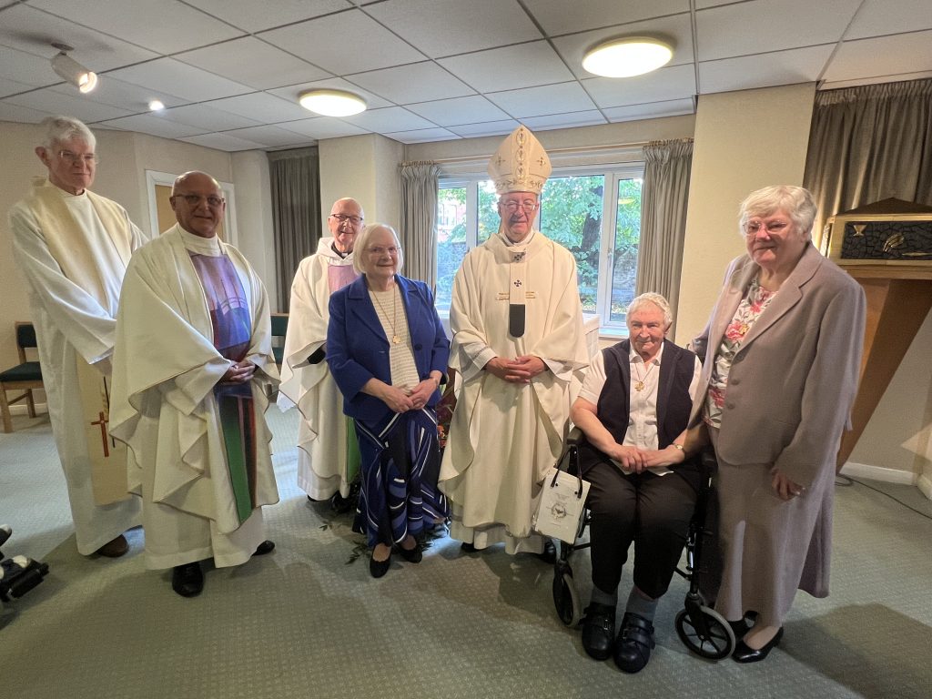 Célébration des 117 ans de ministère à Liverpool