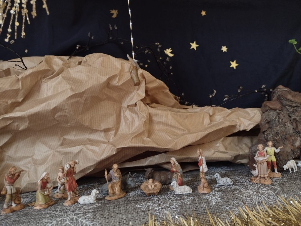 Le pèlerinage des crèches - la salle à manger