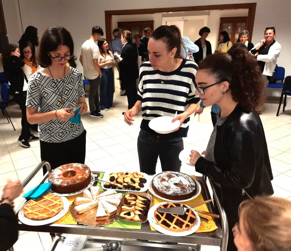 il saluto a suor Maurizia in partenza per la Francia 4