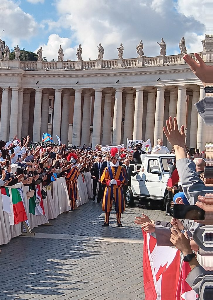 In Piazza San Pietro 1