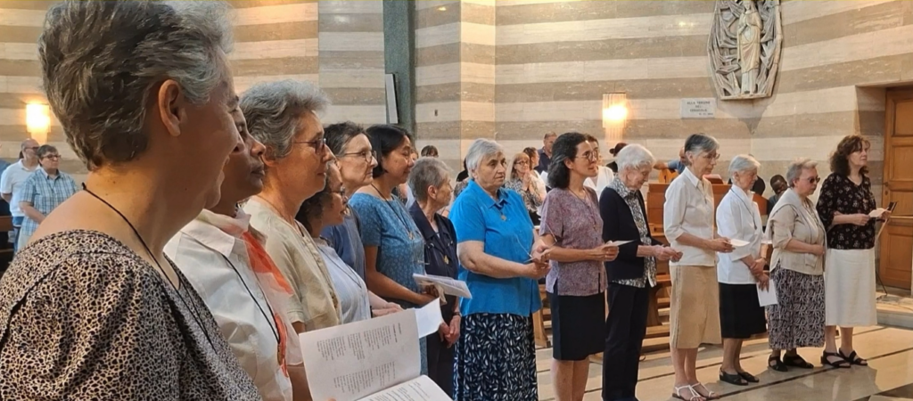 Celebrare la Madonna del Cenacolo 1