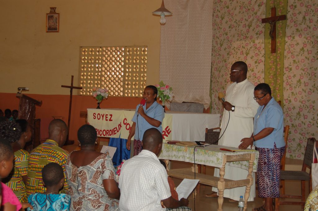 Une mission en 3D : service apostolique, vie communautaire et de prière