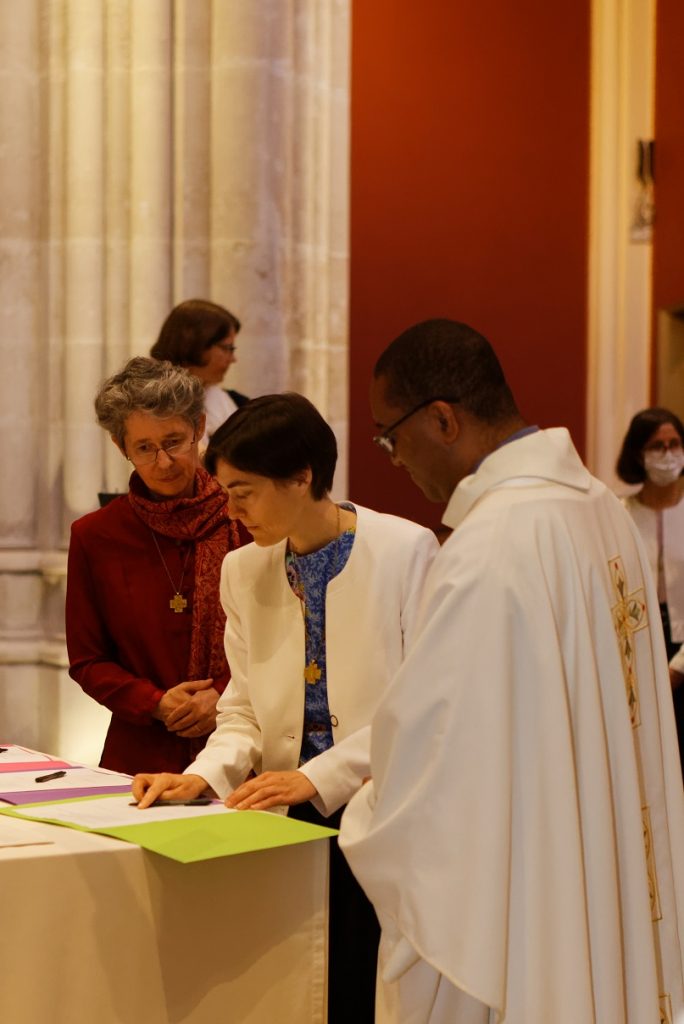 Devenir sœur du Cénacle : profession perpétuelle 23