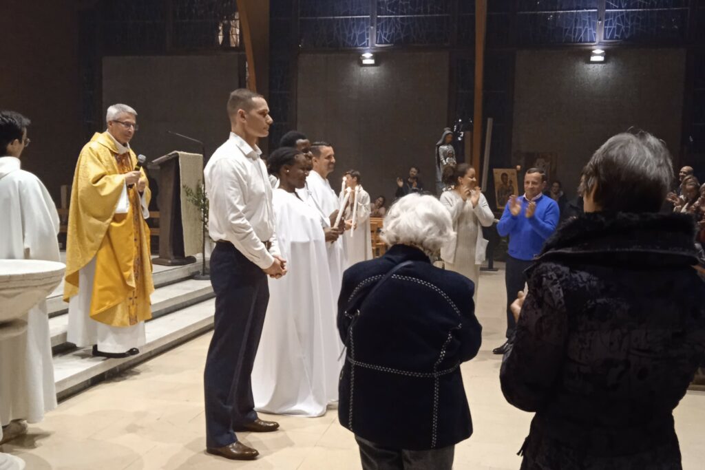 Recevoir les sacrements de l'initiation chrétienne 4