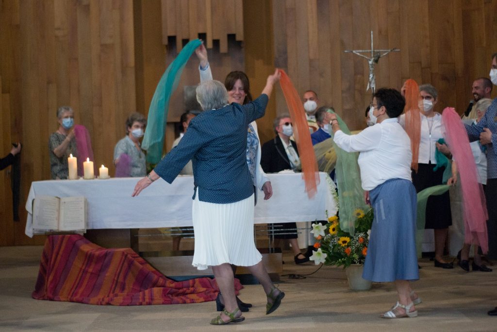 Becoming sister: perpetual profession 18