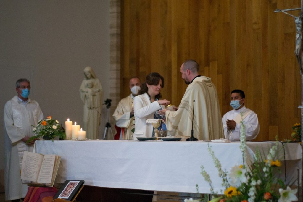 Becoming sister: perpetual profession 20